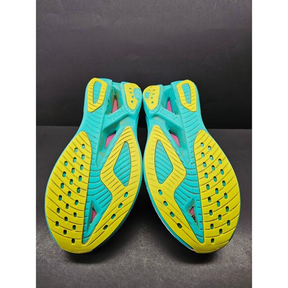 Hoka Women 8.5 Comfy footwear - Picture 8 of 11
